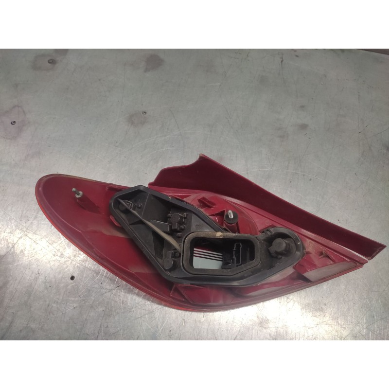 Recambio de piloto trasero derecho para peugeot 207 sport referencia OEM IAM - Rojo 2