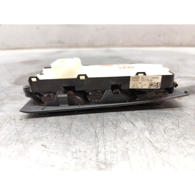 Recambio de mando elevalunas delantero izquierdo para toyota avensis berlina (t25) 2.0 d4-d executive berlina (5-ptas.) referenc 2
