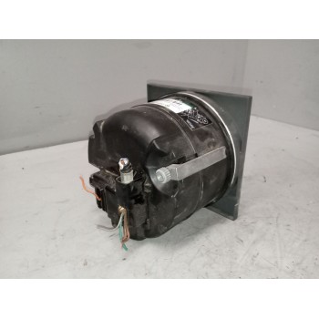 Recambio de tacografo para iveco eurocargo chasis  (typ 120 e 23) tráfico urbano referencia OEM IAM II8456  889346