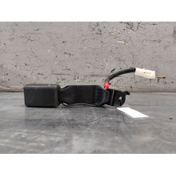 Recambio de enganche cinturon trasero izquierdo para kia sportage iv (ql, qle) 1.7 crdi referencia OEM IAM 89860F1000WK  