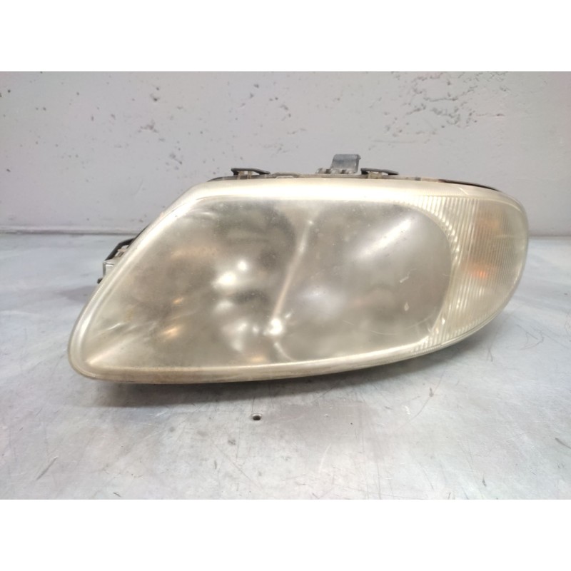 Recambio de faro izquierdo para chrysler voyager (rg) 2.5 crd lx referencia OEM IAM   
