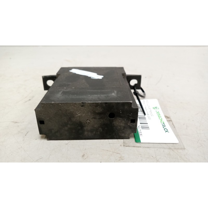Recambio de modulo electronico para renault magnum ab 2005 12.8 diesel referencia OEM IAM 7421715161 - Blanco 2