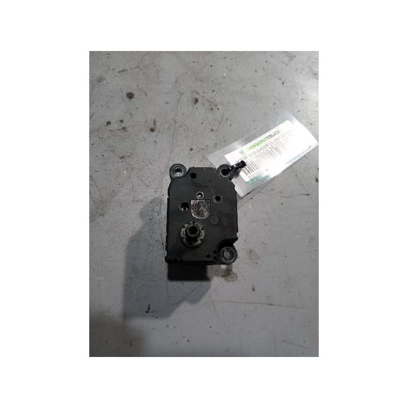 Recambio de motor regulador climatizacion para renault magnum ab 2005 12.8 diesel referencia OEM IAM 5001864711 - Blanco 3