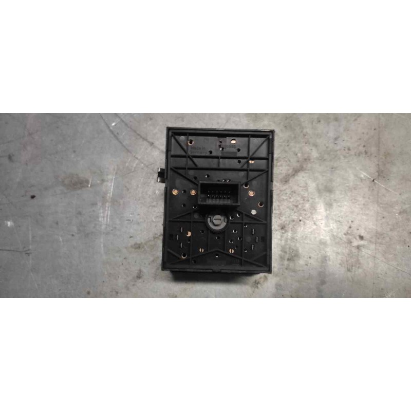 Recambio de mando luces para opel corsa c 1.2 16v cat (z 12 xe / lw4) referencia OEM IAM 9116613 12 PINS 2
