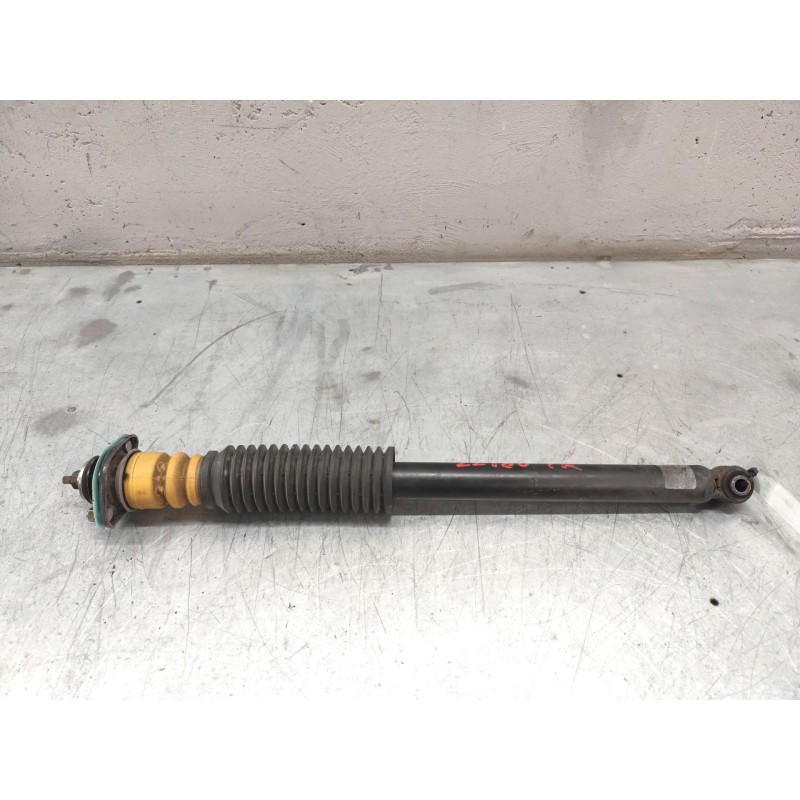 Recambio de amortiguador trasero para bmw serie 3 berlina (e46) 320d referencia OEM IAM - Negro 2