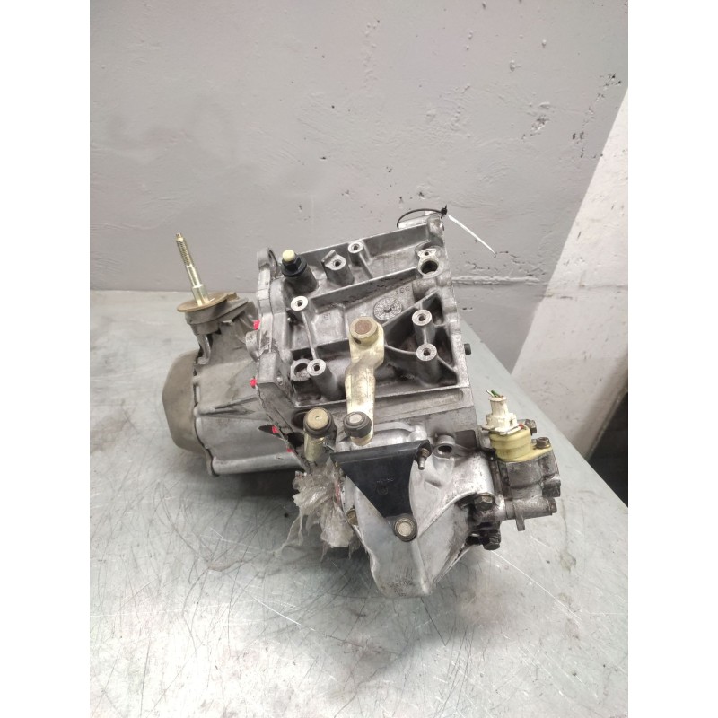 Recambio de caja cambios para peugeot 206 berlina xt referencia OEM IAM 20DL22 - Blanco 4