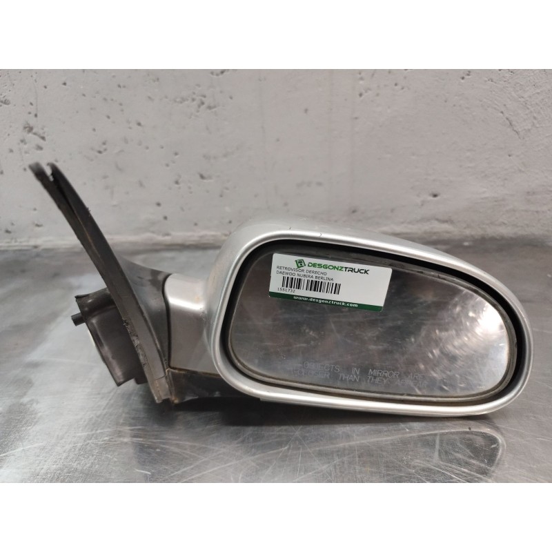 Recambio de retrovisor derecho para daewoo nubira berlina 2.0 cat referencia OEM IAM   