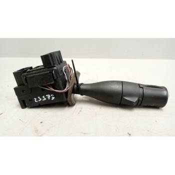 Recambio de mando intermitentes para renault magnum ab 2005 12.8 diesel referencia OEM IAM 5010589561  