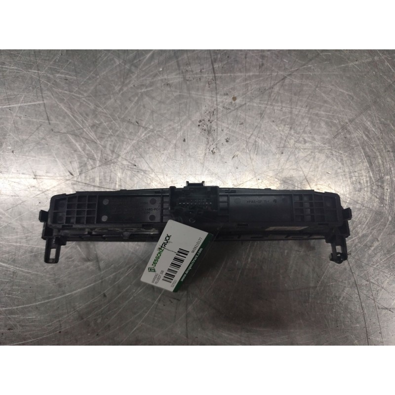 Recambio de warning para peugeot 308 confort referencia OEM IAM 9659215177 MANDO ESP MANDO CIERRE 2
