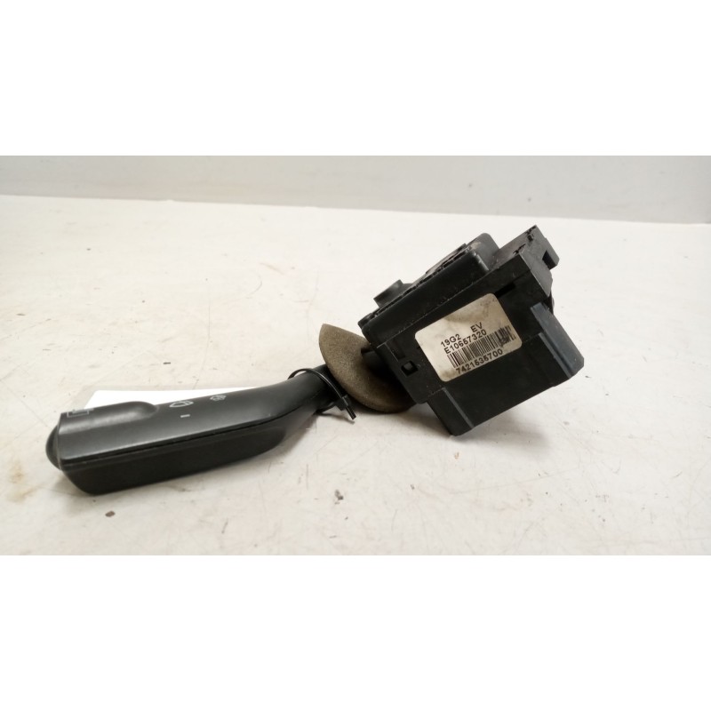 Recambio de mando limpia para renault magnum ab 2005 12.8 diesel referencia OEM IAM 7421535700  