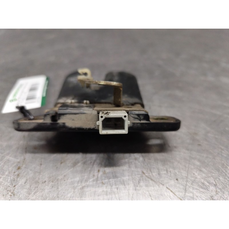 Recambio de enganche de cinturon trasero central para seat toledo ii (1m2) 1.9 tdi referencia OEM IAM - Negro 2
