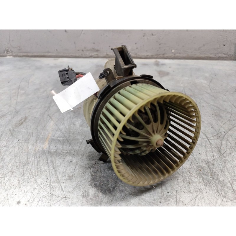 Recambio de ventilador calefaccion para audi a4 ber. (b8) básico referencia OEM IAM 2CABLES 2