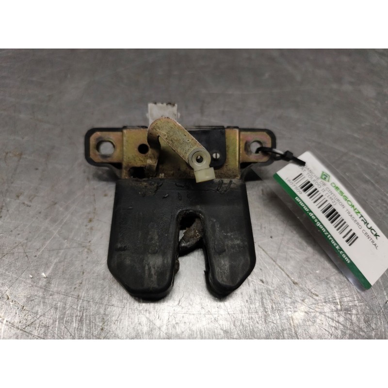 Recambio de enganche de cinturon trasero central para seat toledo ii (1m2) 1.9 tdi referencia OEM IAM - Negro 3