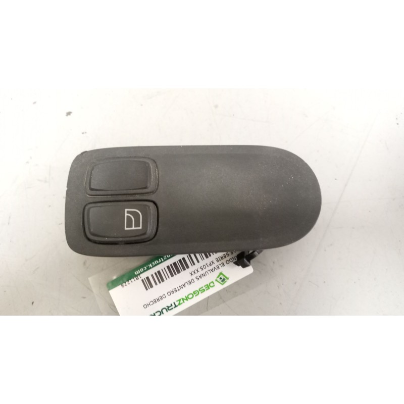 Recambio de mando elevalunas delantero derecho para daf serie xf105.xxx 12.9 diesel referencia OEM IAM 1811229  