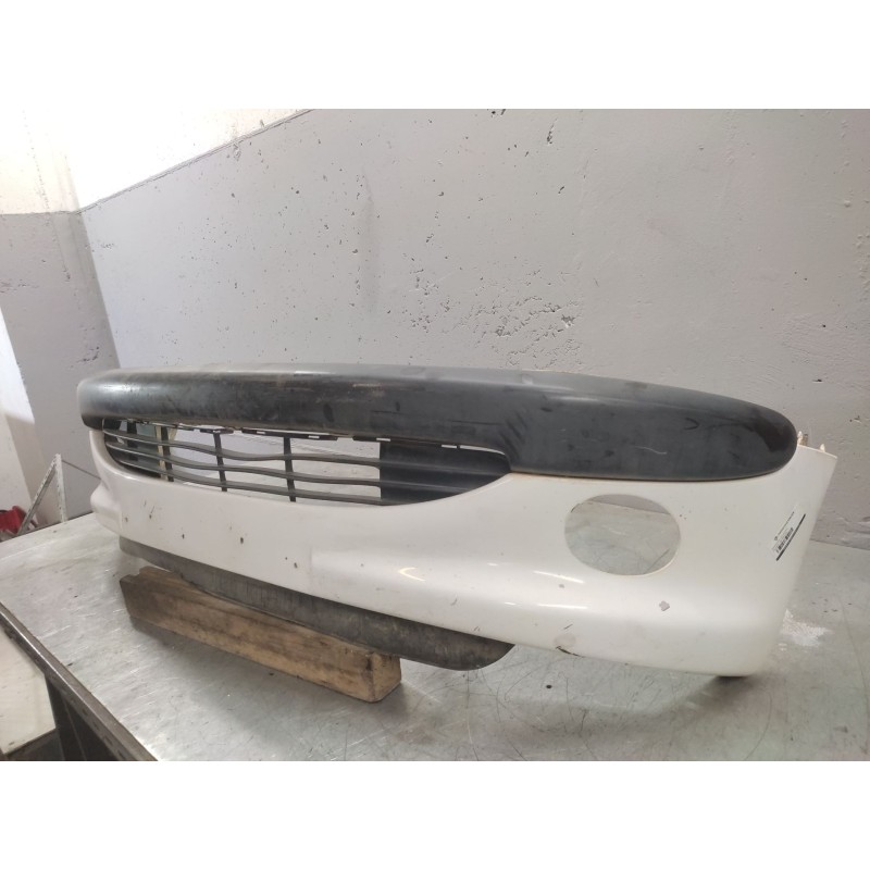 Recambio de paragolpes delantero para peugeot 206 berlina xt referencia OEM IAM - Blanco 5