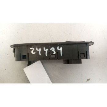 Recambio de mando elevalunas delantero derecho para daf serie xf105.xxx 12.9 diesel referencia OEM IAM 1811229  