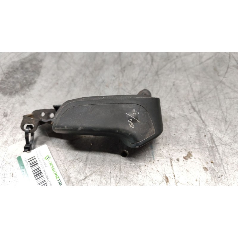 Recambio de mando volante para toyota avensis berlina (t25) 2.0 d4-d executive berlina (5-ptas.) referencia OEM IAM 75B070