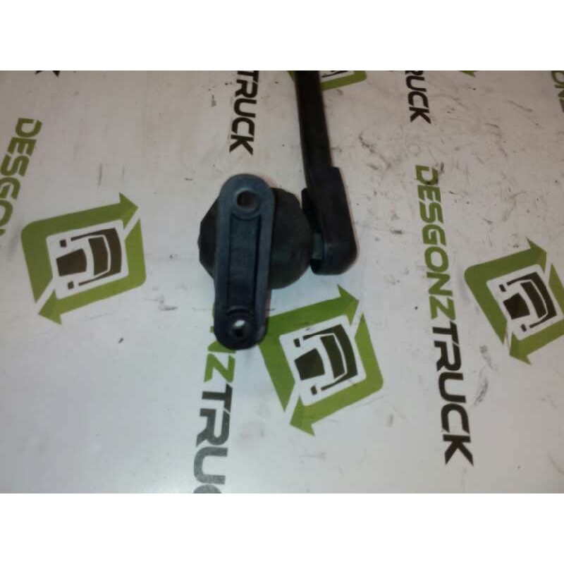 Recambio de brazo retrovisor izquierdo para nissan trucks eco-t eco-t 135 referencia OEM IAM IZQUIERDA - Blanco 2