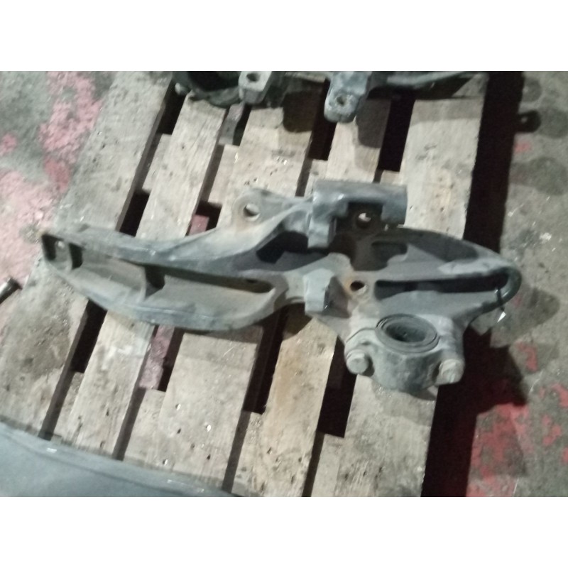 Recambio de soporte balleston para volvo fh 500 12.8 diesel referencia OEM IAM 21196826 - Blanco 2
