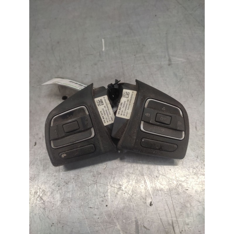 Recambio de mando volante para seat leon (1p1) 1.9 tdi referencia OEM IAM 1P0959538C  1P0959537H