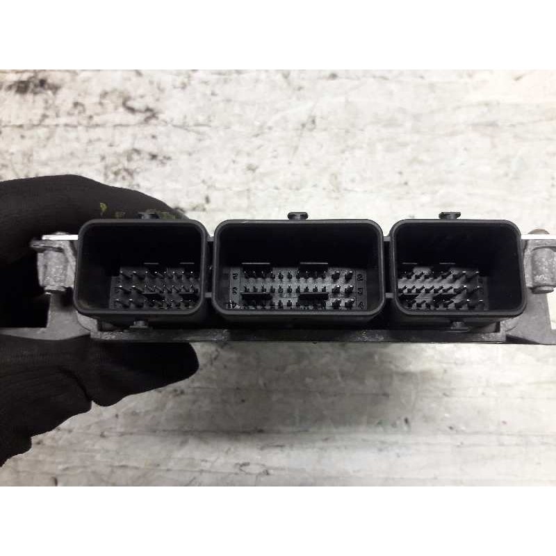 Recambio de centralita motor uce para peugeot 406 berlina (s1/s2) st referencia OEM IAM 9642606280 - Azul 2