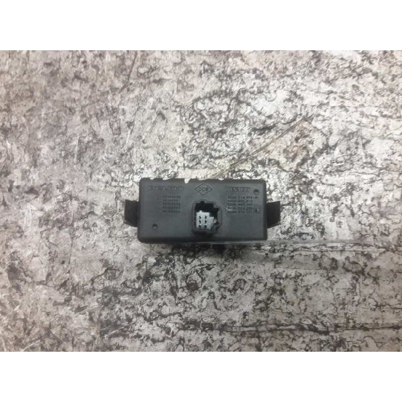 Recambio de warning para renault clio iii 20 aniversario referencia OEM IAM 8200214096A 8200483813A 6 PINS - Negro 2