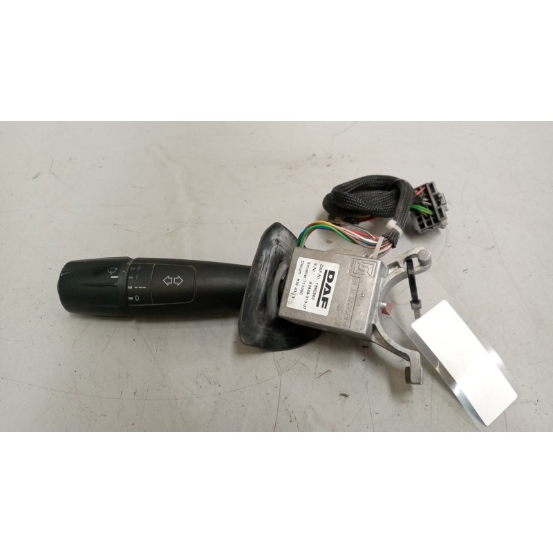 Recambio de mando intermitentes para daf serie xf105.xxx 12.9 diesel referencia OEM IAM 1892960  