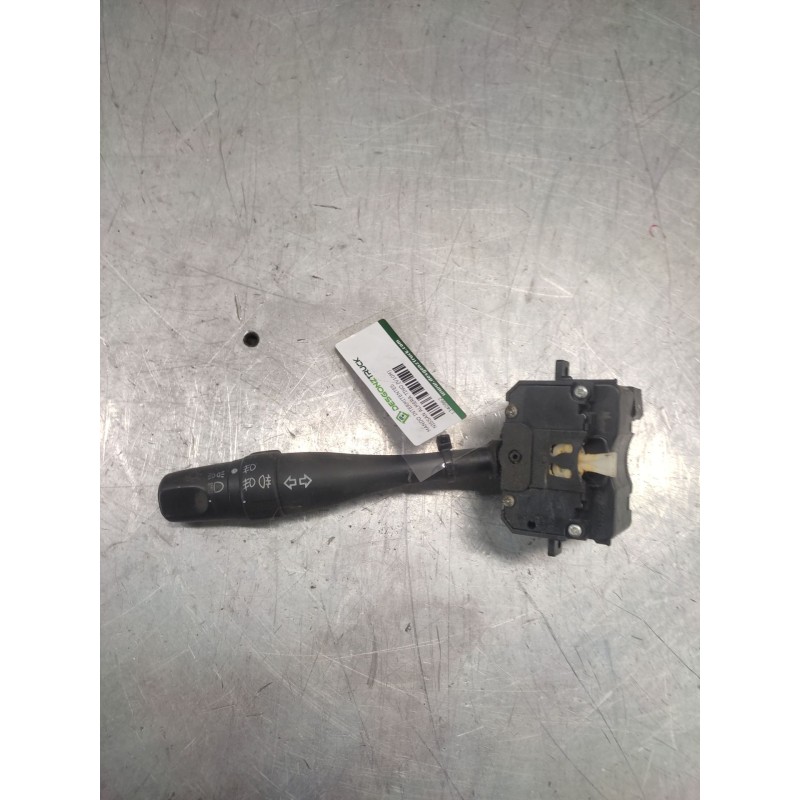 Recambio de mando intermitentes para nissan almera tino (v10m) 2.2 16v turbodiesel cat referencia OEM IAM   