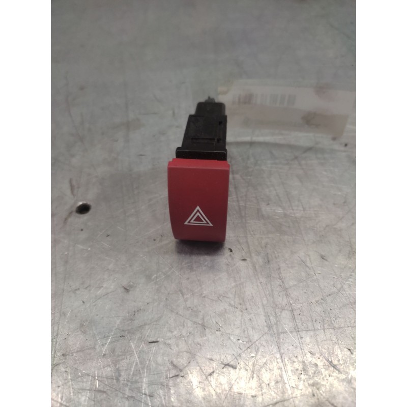 Recambio de warning para kia picanto 1.1 active referencia OEM IAM  9 PINS 