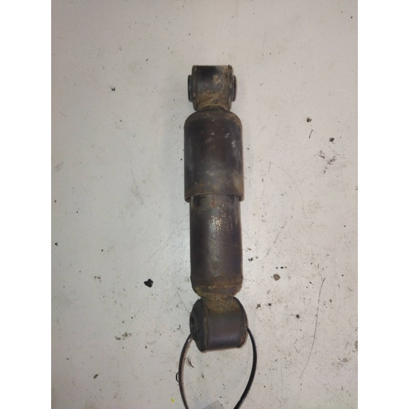 Recambio de amortiguador delantero izquierdo cabina para renault premium lander 10.8 diesel referencia OEM IAM 20840318  