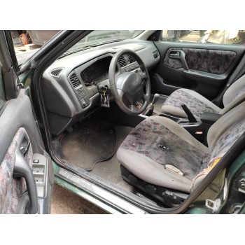 nissan primera berlina (p11) del año 1999