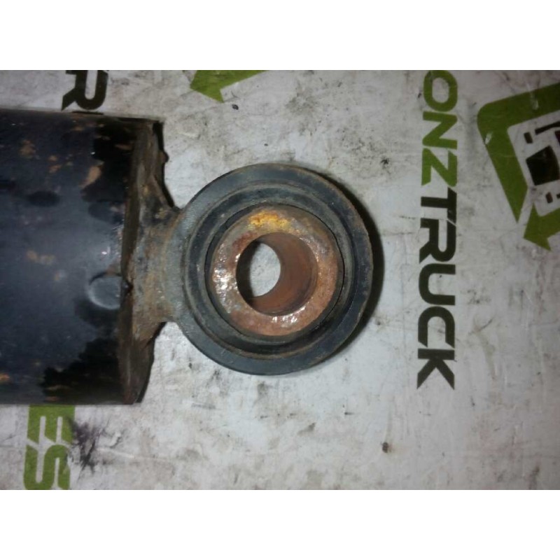 Recambio de amortiguador trasero para samro semirremolque tauliner referencia OEM IAM 890457 SABO 4