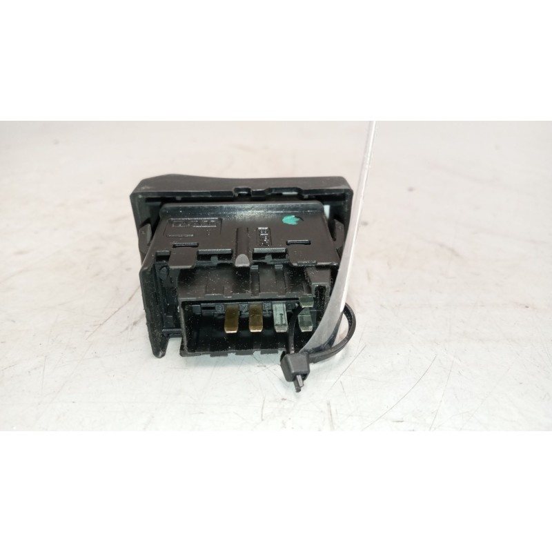 Recambio de interruptor para renault magnum ab 2005 12.8 diesel referencia OEM IAM 5010379357 - Blanco 2