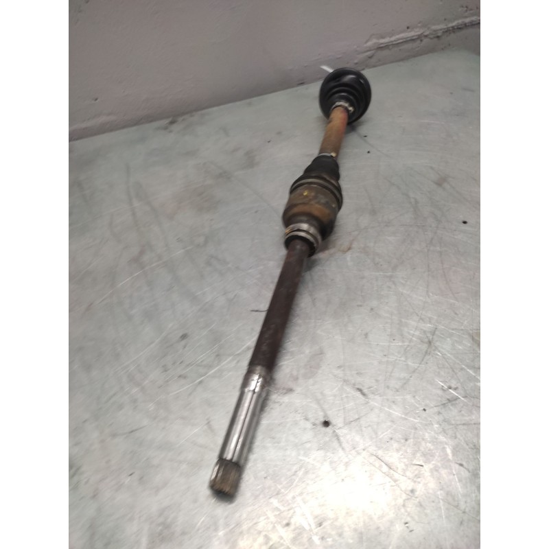 Recambio de transmision delantera derecha para peugeot 206 berlina xt referencia OEM IAM - Blanco 2