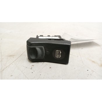 Recambio de interruptor para renault magnum ab 2005 12.8 diesel referencia OEM IAM 5010589023  