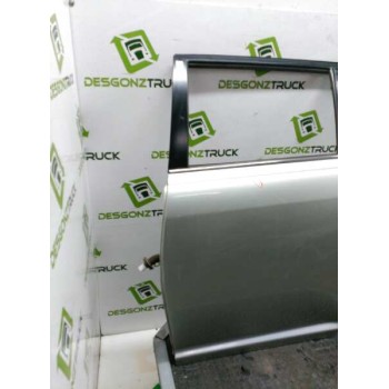 Recambio de puerta trasera izquierda para toyota avensis wagon (t25) 2.0 d-4d executive referencia OEM IAM   