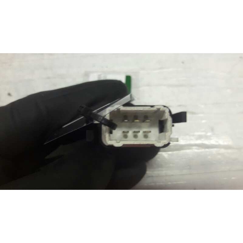 Recambio de boton bloqueo elevalunas traseros para renault laguna ii grandtour (kg0) expression referencia OEM IAM 26498 - Verde 2