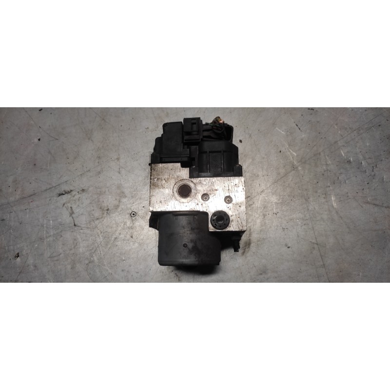 Recambio de abs para citroën xsara berlina 2.0 hdi exclusive (80kw) referencia OEM IAM 9636084580 BOSCH 2