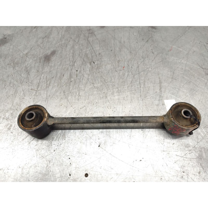 Recambio de tirante trasero derecho para kia sorento 2.5 crdi ex referencia OEM IAM 2