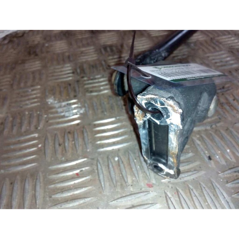 Recambio de brazo retrovisor izquierdo para nissan trucks m 130.17 referencia OEM IAM - Blanco 2