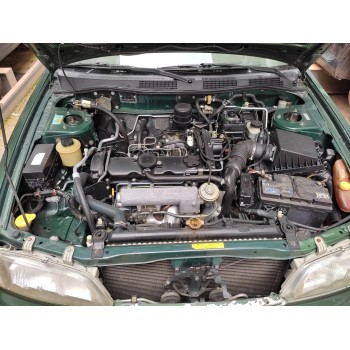nissan primera berlina (p11) del año 1999