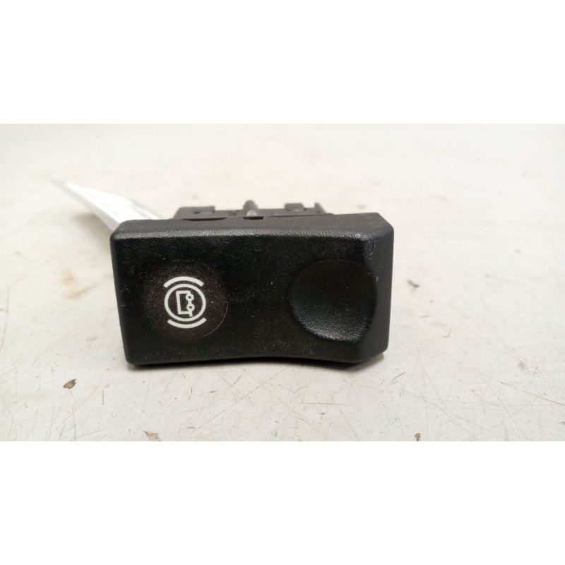 Recambio de interruptor para renault magnum ab 2005 12.8 diesel referencia OEM IAM 5010589017  
