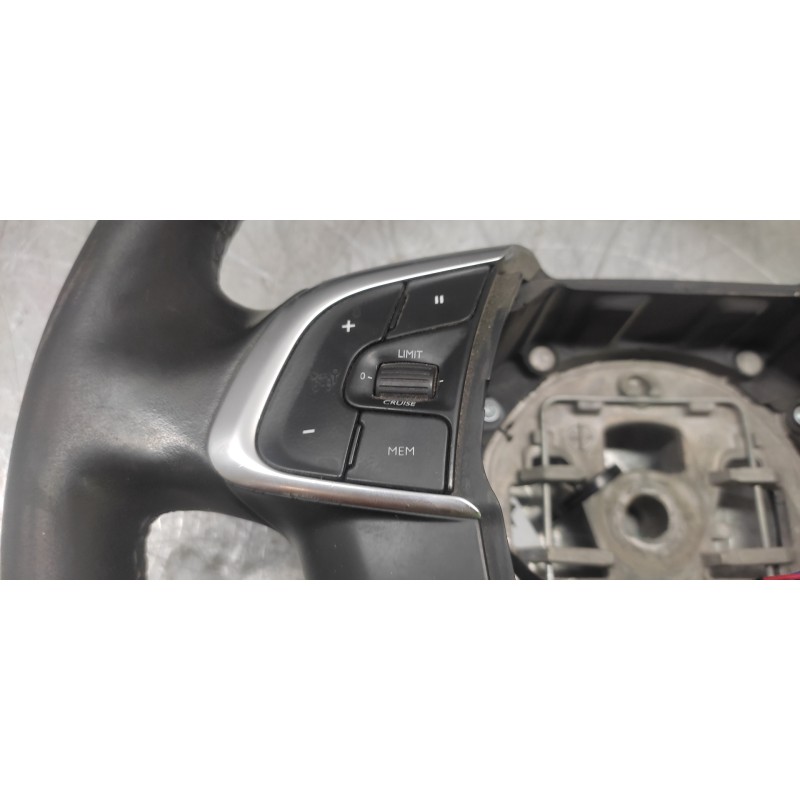 Recambio de volante para citroën c4 lim. business referencia OEM IAM 98039712ZD - Blanco 2
