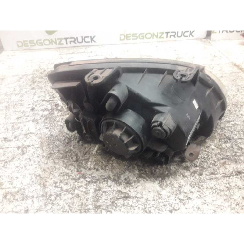 Recambio de faro izquierdo para kia carens 2.0 crdi ex monovolumen referencia OEM IAM - Gris 2
