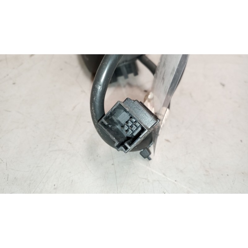 Recambio de mando cambio automatico para renault magnum ab 2005 12.8 diesel referencia OEM IAM 742101463901 - Blanco 2