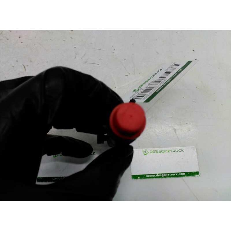 Recambio de inyector para renault master desde '98 referencia OEM IAM - Rojo 2