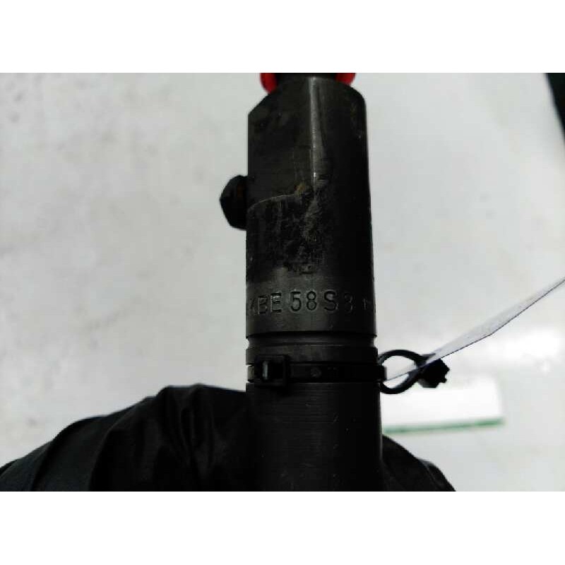 Recambio de inyector para renault master desde '98 referencia OEM IAM - Rojo 2