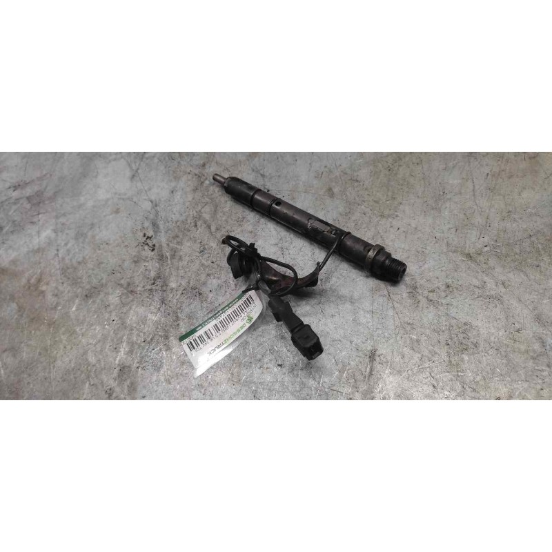 Recambio de inyector para audi a6 avant (4b5) 2.5 v6 24v tdi referencia OEM IAM 0432133815 2 PINS 2