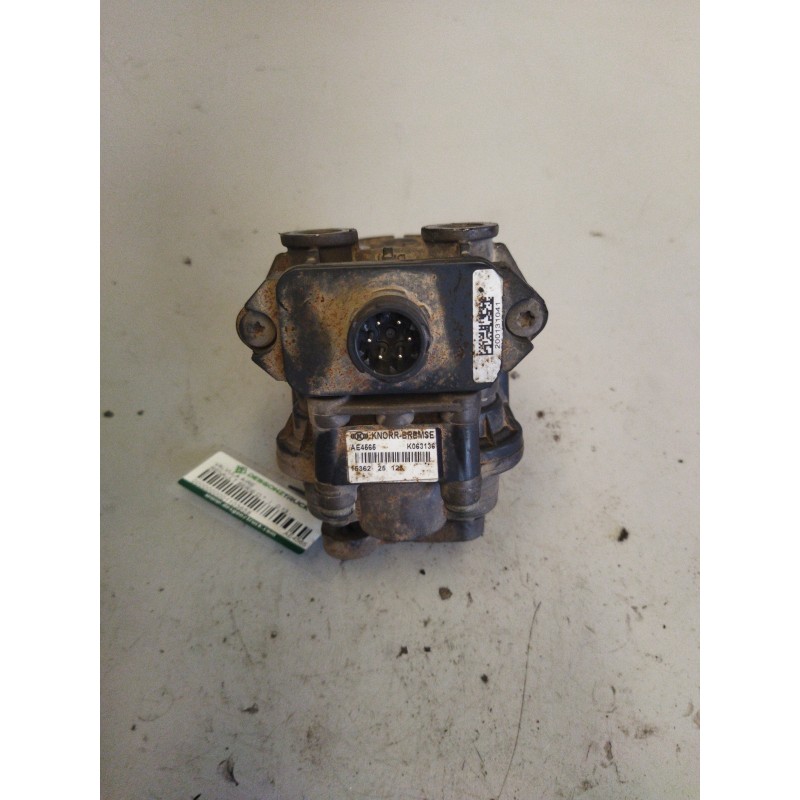 Recambio de valvula aire para renault serie d referencia OEM IAM AE4565 K063136 7485152273 - Blanco 2