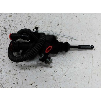 Recambio de bomba embrague para opel meriva blue line referencia OEM IAM   